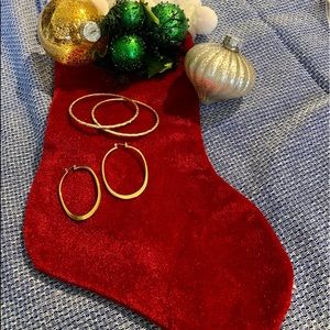 Premier Designs bracelet and earring bundle perfect for stocking stuffers